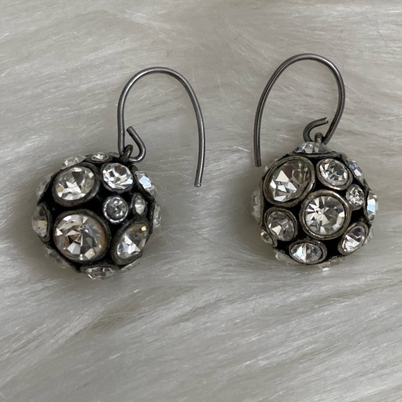 Jewelry - Stunning crystal sphere dangle earrings, 0.5” diameter spheres
